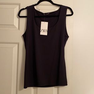 Wide strap stretch top